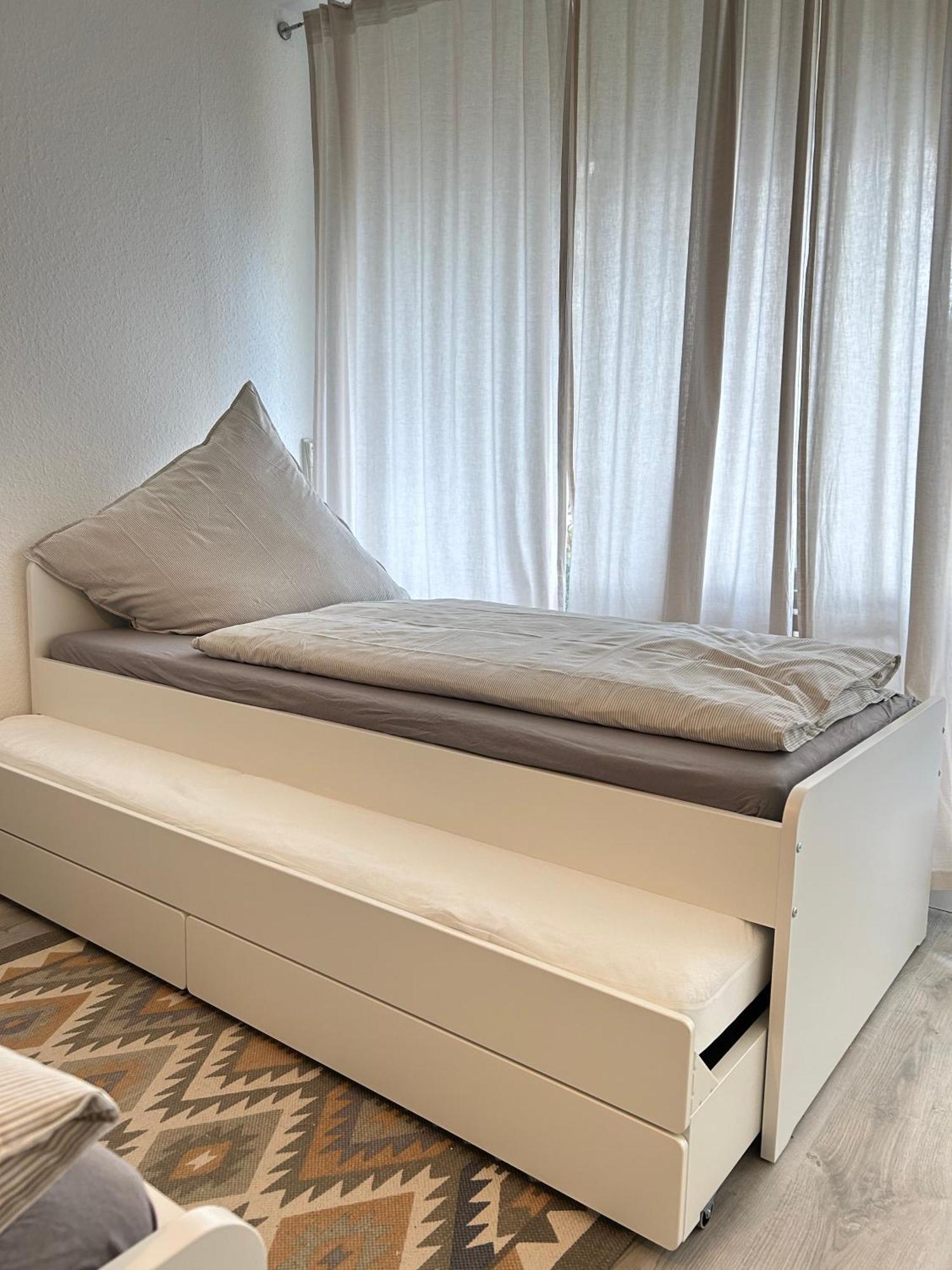 Modernes Designer-Apartment Fuer 7 Gaeste - 80Qm In Zentraler Lage, Self-Check-In Καρλσρούη Εξωτερικό φωτογραφία